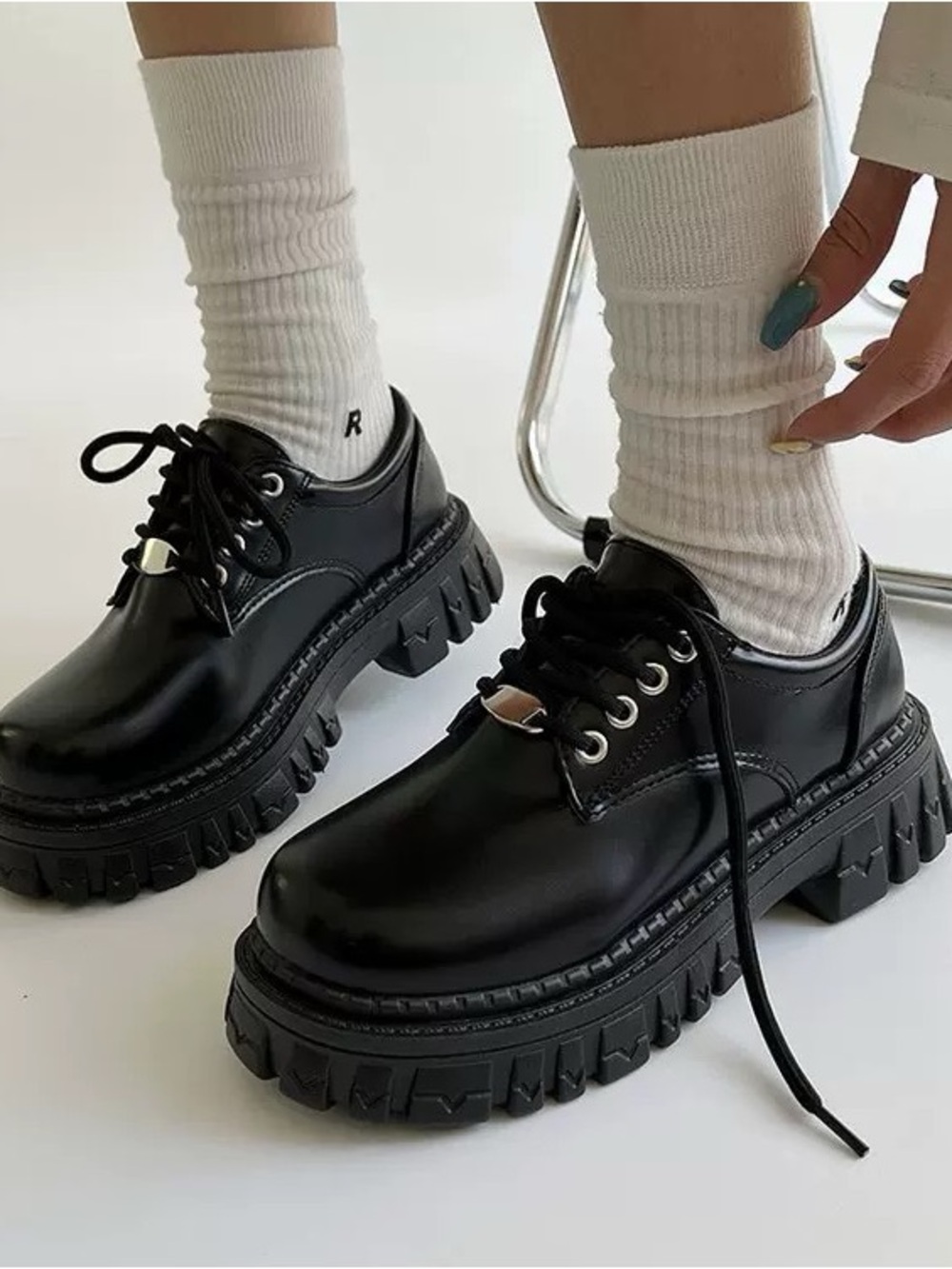 Chunky Platform Lace-Up Shoes in Black